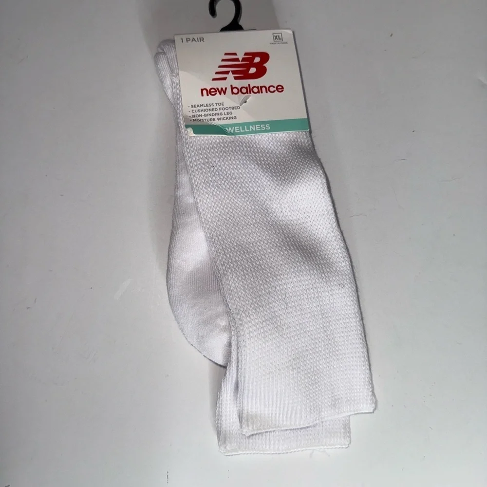 New Balance White Athletic Socks for Performance